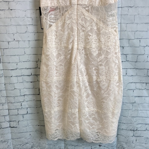 GUESS NWT Silvana Lace Sheer Detail Cutout Mini Bodycon Dress M Bridal Romantic - Picture 14 of 16